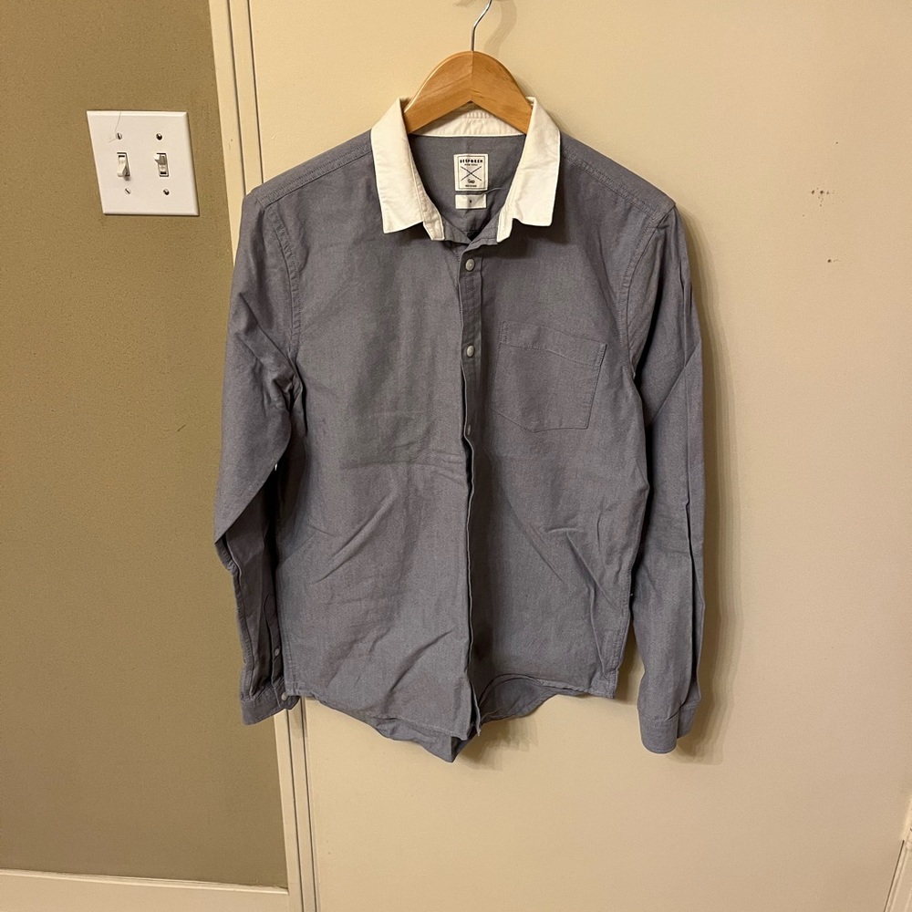 Gap casual untucked shirt